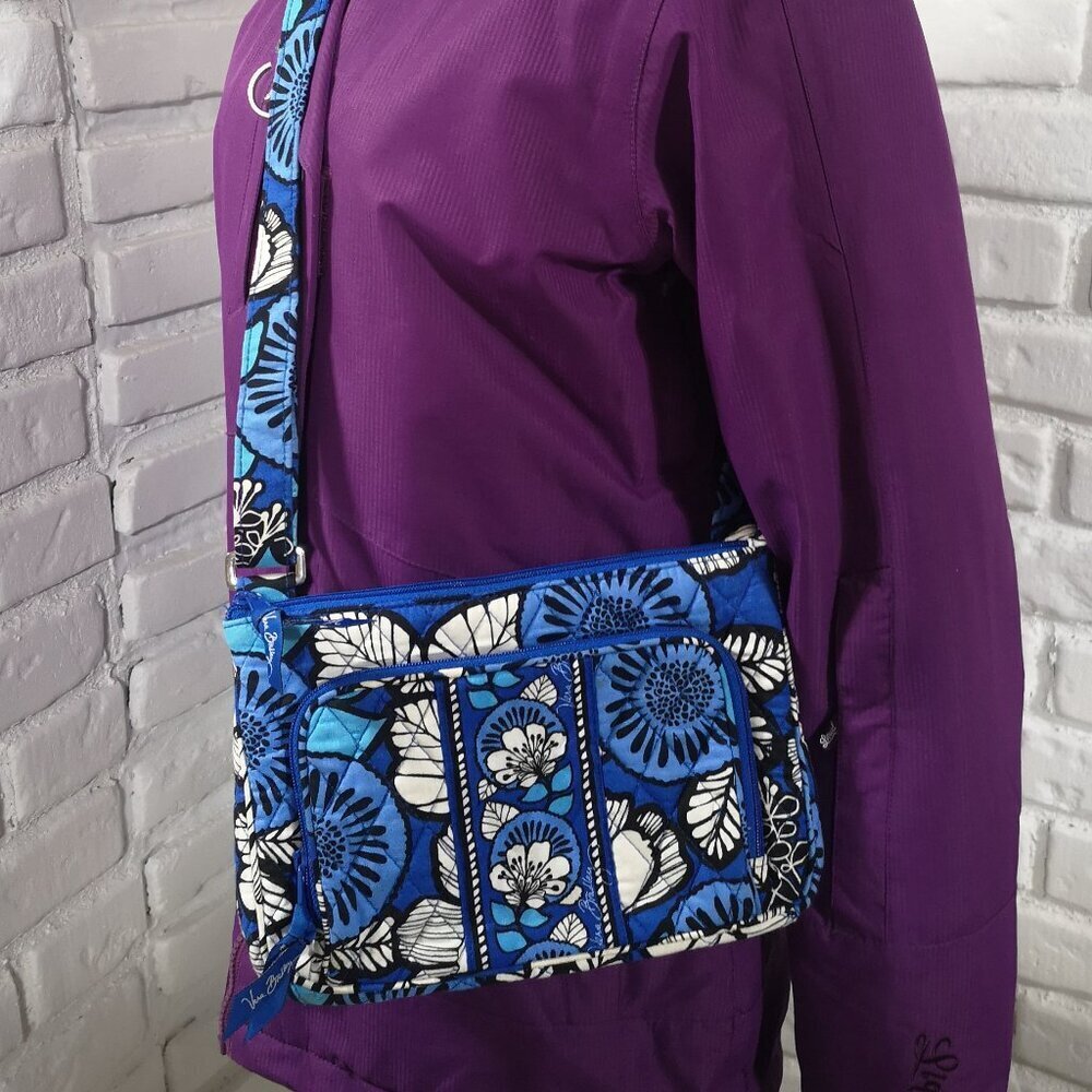 Vera Bradley Crosstown Adjustable Strap Crossbody/Shoulder Bag Blue Bayou Print - Picture 11 of 12